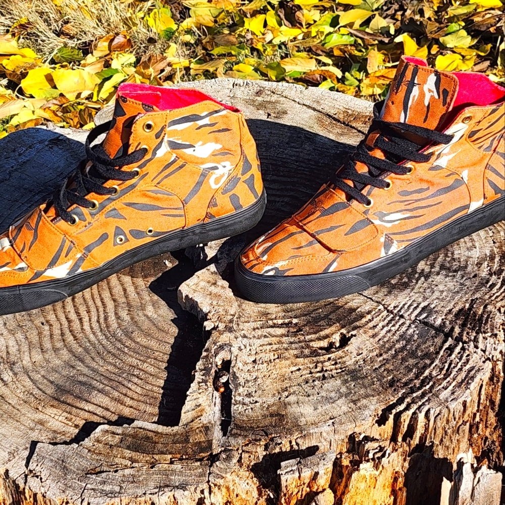 Mens creative Recreations size 12